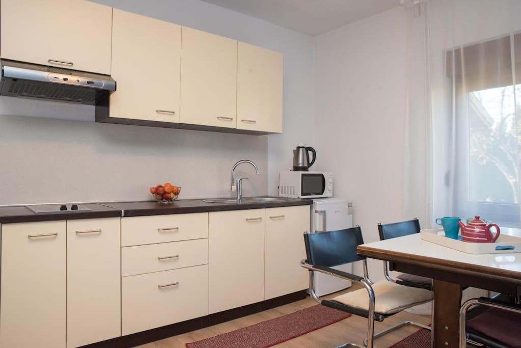 Апартаменти Apartman Isabella Дарувар Екстер'єр фото